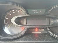 Gebraucht Opel Vivaro 120 PS (88 kW) 2014 Rot Van / Kleinbus