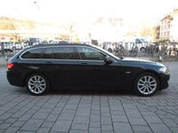 Gebraucht BMW 520 184 PS (135 kW) 2011 Schwarz Kombi
