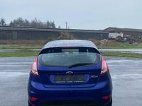 Gebraucht Ford Fiesta Trend 60 PS (44 kW) 2014 Blau Kleinwagen