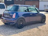 Używany Mini Cooper 90 KM (66 kW) 2005 Niebieski Hatchback