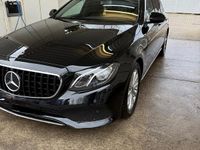 Gebraucht Mercedes E220 194 PS (142 kW) 2018 Schwarz Kombi