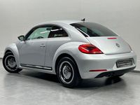 Gebraucht VW Beetle Sport 140 PS (102 kW) 2013 Reflexsilbermetallic Kleinwagen