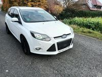 Gebraucht Ford Focus 116 PS (85 kW) 2013 Weiß Kombi