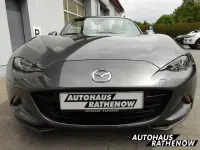 Neu Mazda MX5 Exclusive-Line 132 PS (97 kW) 2026 Matrixgrau metallic Cabrio