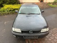 Usata Opel Astra 101 CV (74 kW) 1997 Nero Coupé
