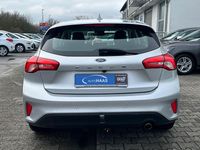 Gebraucht Ford Focus Cool & Connect 95 PS (69 kW) 2021 Silber Limousine