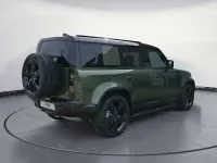 Neu Land Rover Defender SE Dynamic 250 PS (183 kW) 2026 Grün SUV