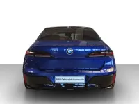 Gebraucht BMW 740 M Sport 286 PS (210 kW) 2024 Marina bay blau metallic Limousine