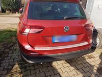 Gebraucht VW Tiguan Highline 150 PS (110 kW) 2019 Rot SUV