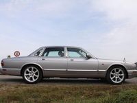 Gebraucht Jaguar XJR 363 PS (266 kW) 2000 Silber Limousine