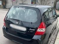 Second-hand Honda Jazz 83 CP (61 kW) 2002 Negru Hatchback