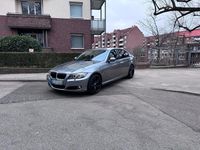 Gebraucht BMW 318 143 PS (105 kW) 2010 Grau Limousine
