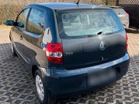 Gebraucht VW Fox Refresh 55 PS (40 kW) 2009 Grau Kleinwagen