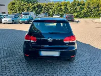 Gebraucht VW Golf VI 105 PS (77 kW) 2012 Schwarz Kleinwagen