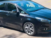 Gebraucht Ford S-MAX ST-Line 150 PS (110 kW) 2018 Schwarz Van / Kleinbus