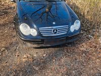 Gebraucht Mercedes C220 150 PS (110 kW) 2006 Schwarz Coupé
