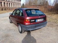 Gebraucht Opel Astra 75 PS (55 kW) 1995 Rot Limousine