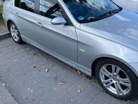 gebraucht BMW 325 i Benzin