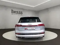 Gebraucht Audi e-tron Ambiente 230 kW (313 PS) 2022 Florettsilber metallic SUV