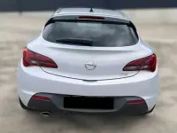 Gebraucht Opel Astra GTC Edition 165 PS (121 kW) 2012 Weiß Coupé