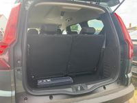 Neu Dacia Jogger Expression 110 PS (80 kW) 2025 Grün Van / Kleinbus