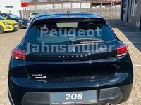 Gebraucht Peugeot 208 Active 101 PS (74 kW) 2023 Schwarz Kleinwagen