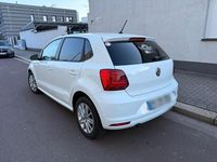 Gebraucht VW Polo 90 PS (66 kW) 2015 Weiß Limousine