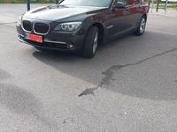 Gebraucht BMW 740 306 PS (225 kW) 2011 Schwarz Limousine