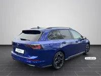 Gebraucht VW Golf VIII R-line 150 PS (110 kW) 2026 Lapiz blue metallic (metallic) Kombi