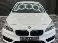 Gebraucht BMW 220 Active Tourer Sport Line 192 PS (141 kW) 2015 Weiß Van / Kleinbus