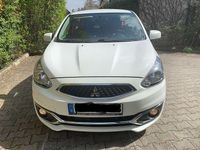 Gebraucht Mitsubishi Space Star 71 PS (52 kW) 2017 Weiß Kleinwagen