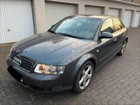 Używany Audi A4 100 KM (73 kW) 2002 Szary Sedan/Limuzyna