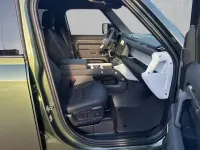 Neu Land Rover Defender S 200 PS (147 kW) 2026 Grün SUV