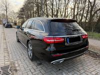 Gebraucht Mercedes E220 194 PS (142 kW) 2019 Schwarz Kombi