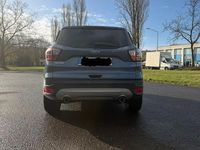 Gebraucht Ford Kuga Titanium 150 PS (110 kW) 2019 Blau SUV