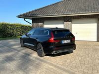 Gebraucht Volvo V60 455 PS (334 kW) 2022 Schwarz Kombi