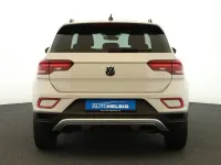 Gebraucht VW T-Roc Life 150 PS (110 kW) 2023 Ascotgrau SUV