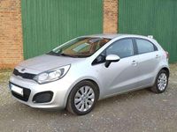 Gebraucht Kia Rio 86 PS (63 kW) 2011 Silber Limousine