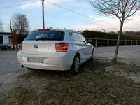 Gebraucht BMW 114 102 PS (75 kW) 2013 Weiß Kleinwagen