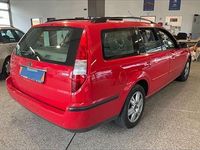 Gebraucht Ford Mondeo 130 PS (95 kW) 2004 Rot Kombi