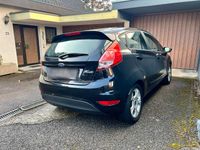 Gebraucht Ford Fiesta 60 PS (44 kW) 2013 Schwarz Kleinwagen