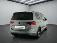 Gebraucht VW Touran 150 PS (110 kW) 2025 Silber Van / Kleinbus