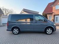 Gebraucht VW Multivan 150 PS (110 kW) 2021 Grau Van