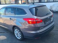 Second-hand Ford Focus 125 CP (91 kW) 2015 Auriu Break