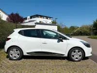 Gebraucht Renault Clio LIMITED 73 PS (53 kW) 2016 Weiß Kleinwagen