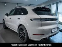 Neu Porsche Cayenne E-Hybrid Black Edition 470 PS (345 kW) 2026 Grau SUV