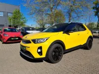 Gebraucht Kia Stonic Platinum Edition 120 PS (88 kW) 2019 (bmy) floridagelb met./schwarz (metallic) SUV