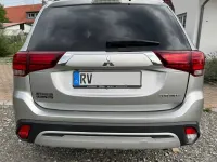 Gebraucht Mitsubishi Outlander 150 PS (110 kW) 2019 Silber SUV