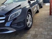Gebraucht Mercedes GLA200 136 PS (100 kW) 2017 Schwarz SUV