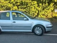 Gebraucht VW Golf IV 105 PS (77 kW) 2001 Silber Kleinwagen